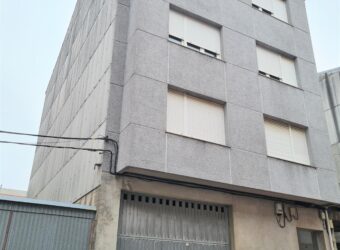 SE VENDE EDIFICIO EN CARBALLO