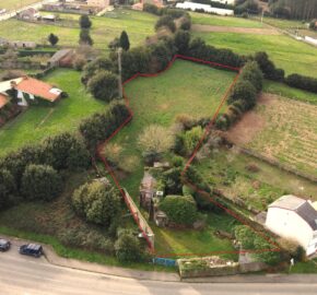 TERRENO EDIFICABLE EN BUÑO