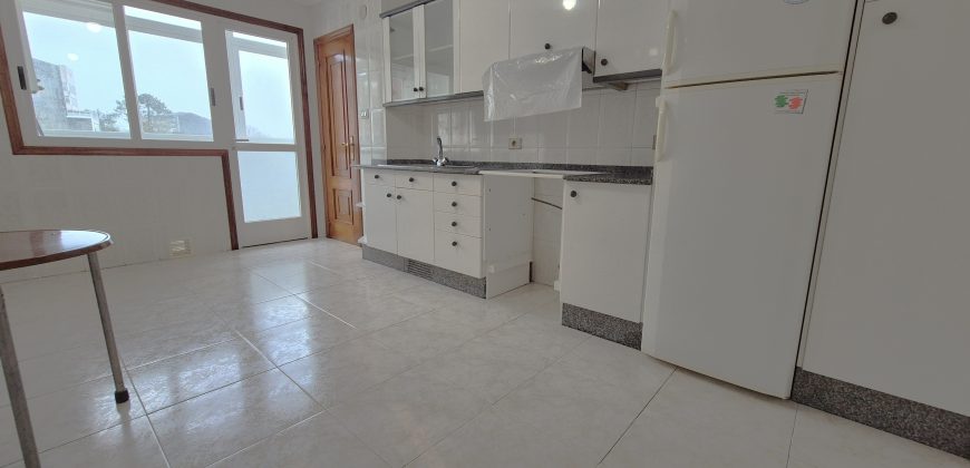 SE VENDE PISO EN CARBALLO EN:  RUA GRAN VIA